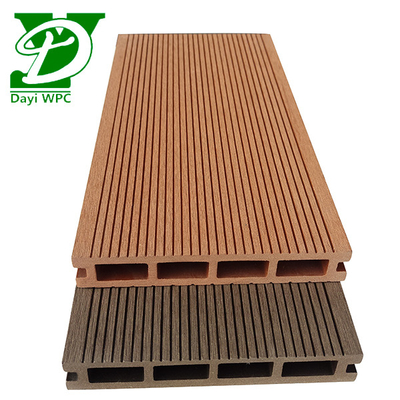 Deck de piso WPC de alta resistência para espaços externos modernos resistente ao desgaste