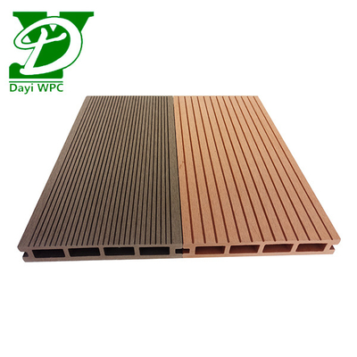 Deck de piso WPC de alta resistência para espaços externos modernos resistente ao desgaste