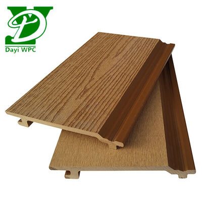 156*21mm Revestimento de WPC durável com barras para decoração exterior