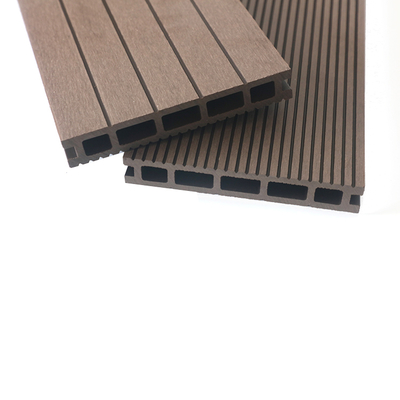 Decking WPC Durável de Baixa Manutenção para Exterior